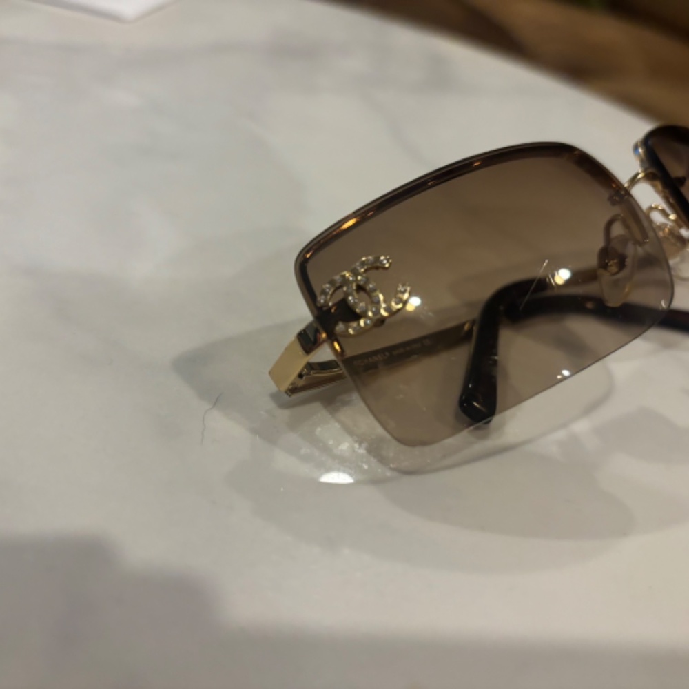 Vintage Chanel Sunglasses - Picture 2 of 4